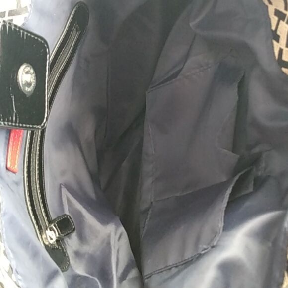 Tommy Hilfiger Tote - Picture 8 of 12